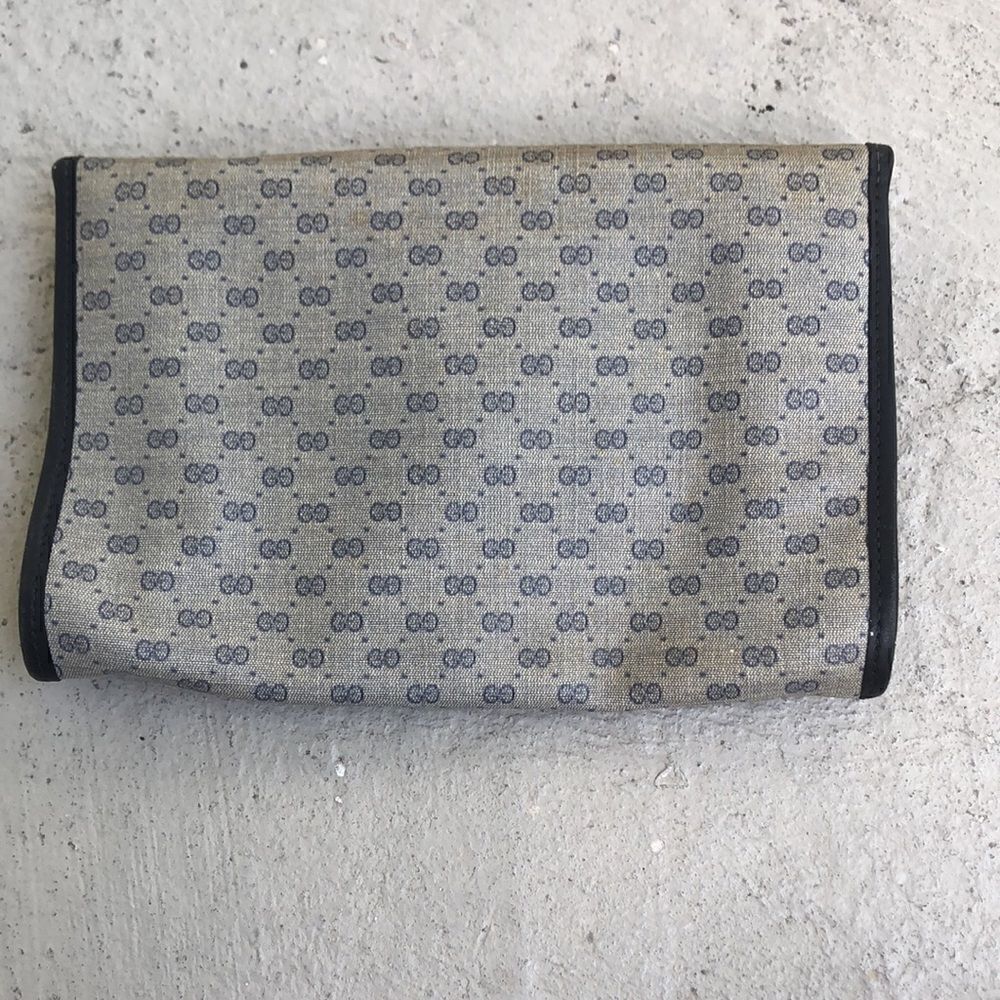 Vintage Gucci crossbody/clutch - Picture 3 of 9